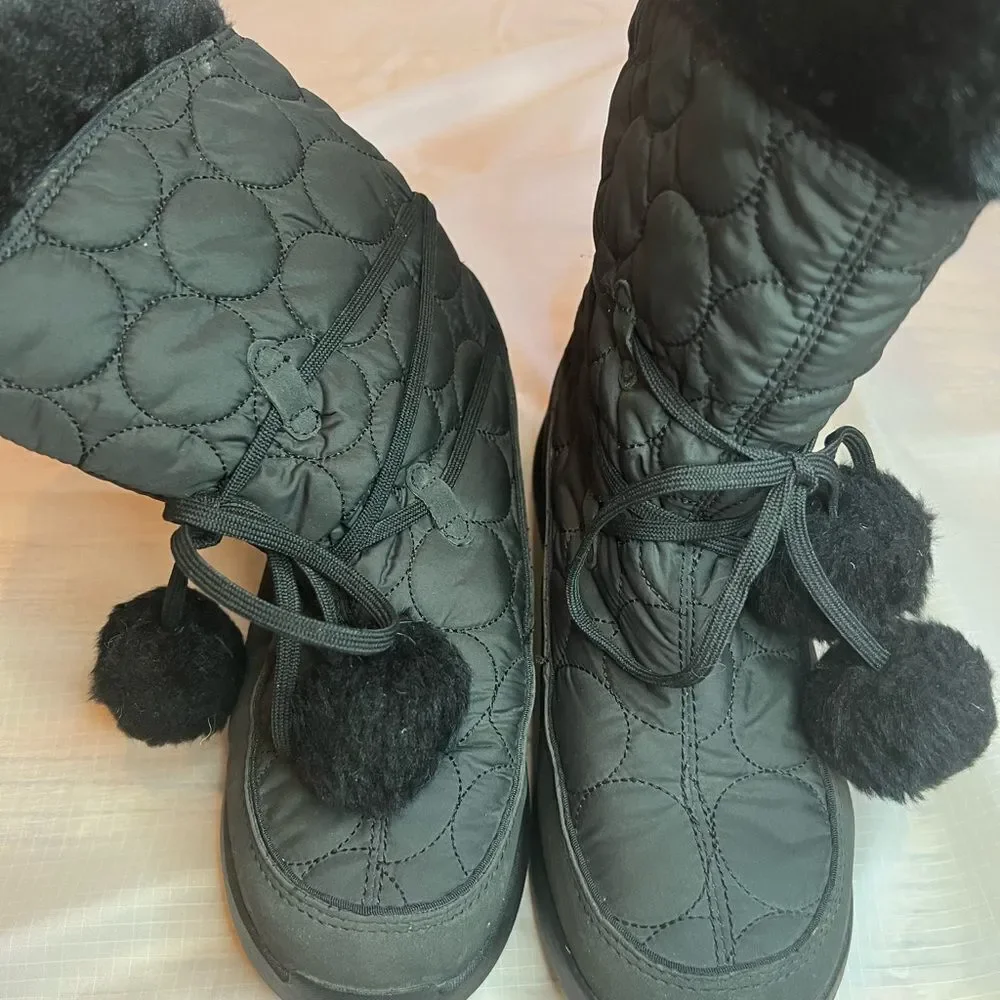 Kamik Youth/Grade School Sz 4 Black Snow Boots Girls Quilted Waterproof Pom Pom